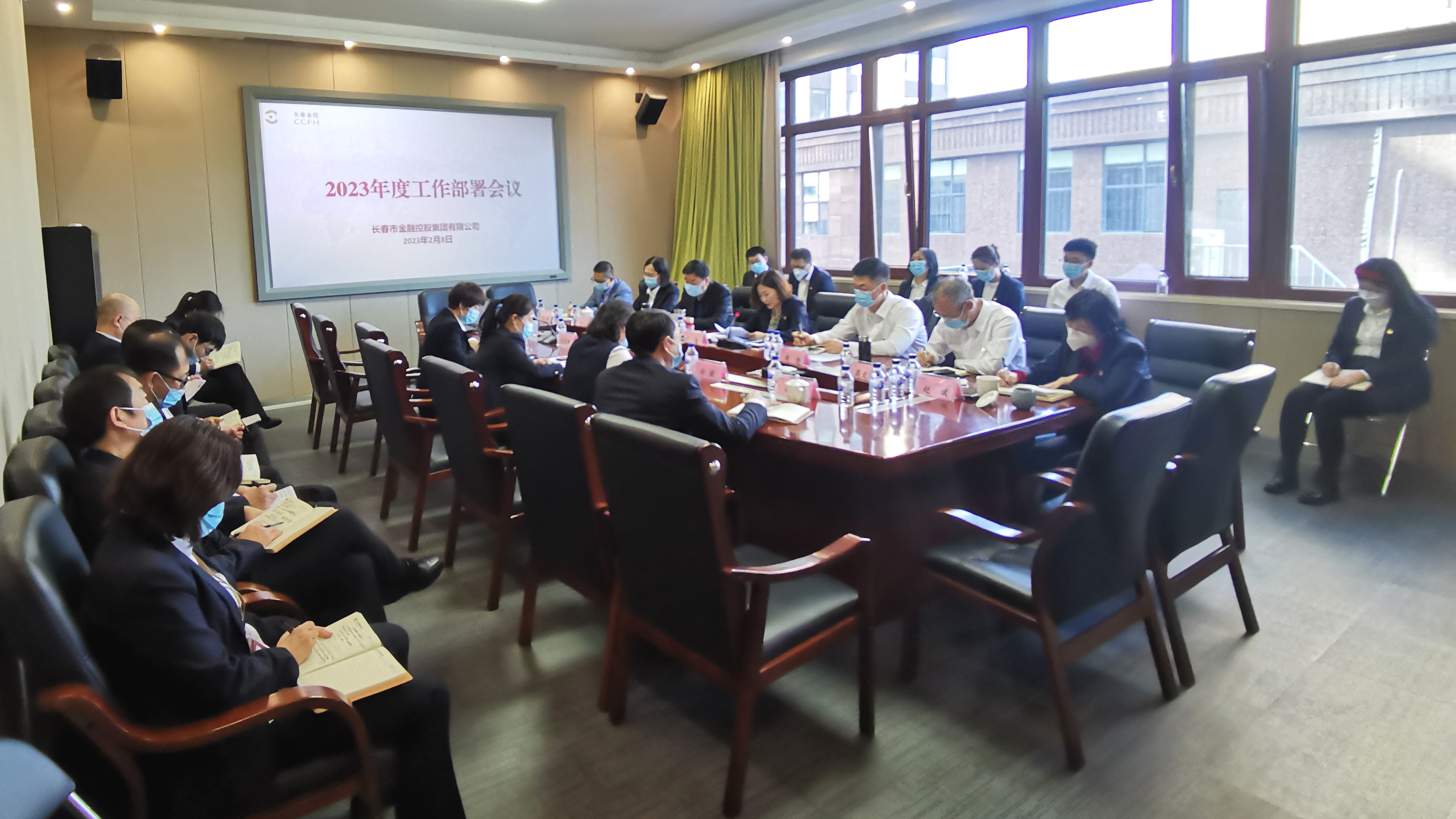 在穩(wěn)中求進中出亮點、做特色、勇突破